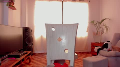 zoe online show from January 2025 05:23:01 PM