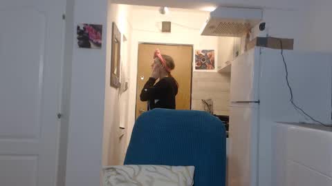 Snapshot of simyhvn chatting on February 2025 05:09:02 AM simyhvn online show from February 2025 05:09:02 AM