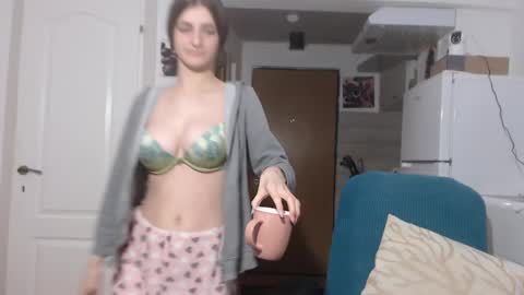 Snapshot of simyhvn chatting on February 2025 05:12:02 AM simyhvn online show from February 2025 05:12:02 AM