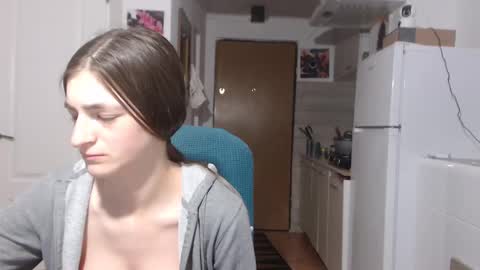 Snapshot of simyhvn chatting on February 2025 05:04:02 PM simyhvn online show from February 2025 05:04:02 PM