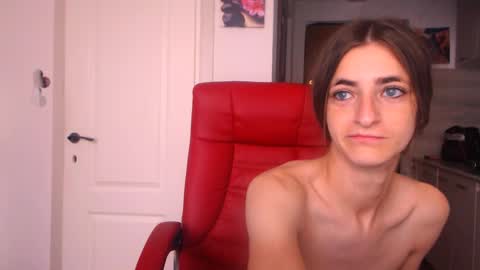 Snapshot of simyhvn chatting on September 2025 05:19:02 AM simyhvn online show from September 2025 05:19:02 AM