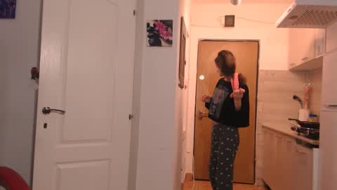 Snapshot of simyhvn chatting on February 2026 05:41:01 AM simyhvn online show from February 2026 05:41:01 AM