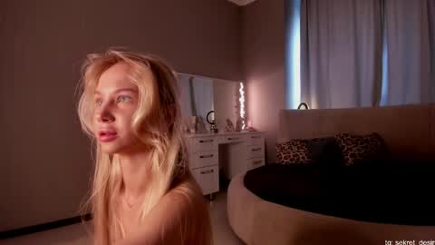 Naomi online show from March 2026 12:27:01 PM