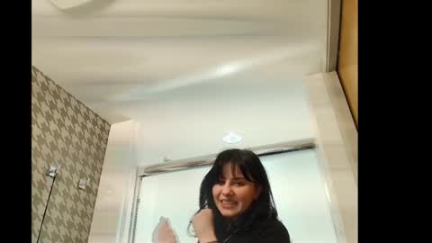 Sincerelyneon online show from February 2026 01:10:02 AM