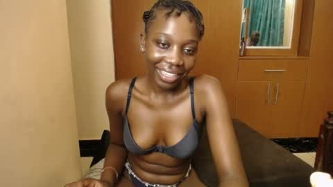 Snapshot of sindoll_ chatting on April 2026 08:59:01 PM Elsy online show from April 2026 08:59:01 PM