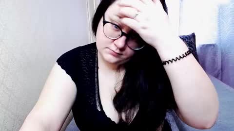 Snapshot of sindyjenice chatting on February 2026 08:27:02 AM Angela online show from February 2026 08:27:02 AM