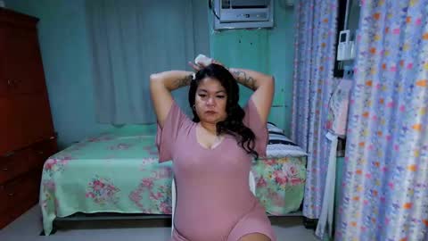 sinfullwife6969 online show from September 2025 12:51:01 PM
