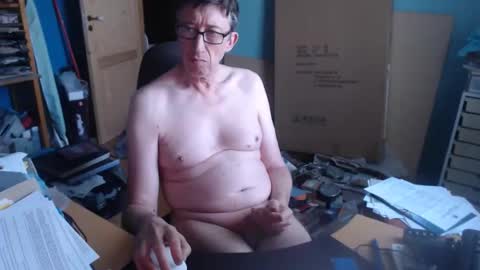 singlebart01 online show from April 2026 06:22:01 AM