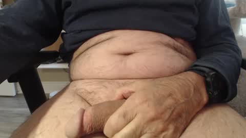 Snapshot of singlemaleca chatting on December 2024 07:12:02 PM SingleMaleCA online show from December 2024 07:12:02 PM