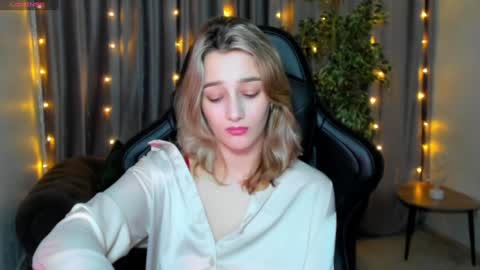 Sinty Noria online show from January 2025 04:10:02 AM