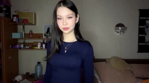 Emma online show from December 2025 12:03:02 PM