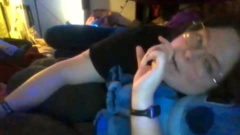 Siofra online show from November 2025 06:56:02 PM