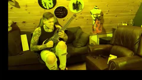 Snapshot of siphonophorslaysstrings chatting on February 2026 01:29:02 AM Unbridledfuckingcrazy online show from February 2026 01:29:02 AM