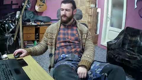 Snapshot of sir_pelo_iv chatting on January 2025 01:16:02 PM I am The Fourth and only Sir. Pelo online show from January 2025 01:16:02 PM