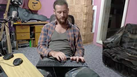 Snapshot of sir_pelo_iv chatting on September 2025 06:07:01 PM I am The Fourth and only Sir. Pelo online show from September 2025 06:07:01 PM