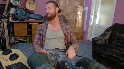 Snapshot of sir_pelo_iv chatting on September 2025 05:30:01 AM I am The Fourth and only Sir. Pelo online show from September 2025 05:30:01 AM