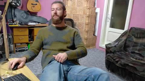 Snapshot of sir_pelo_iv chatting on October 2025 05:16:02 AM I am The Fourth and only Sir. Pelo online show from October 2025 05:16:02 AM