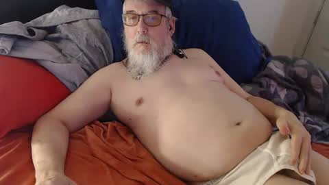 Snapshot of sirbeercan chatting on July 2026 07:24:01 AM sir beer can the friendly hermit online show from July 2026 07:24:01 AM