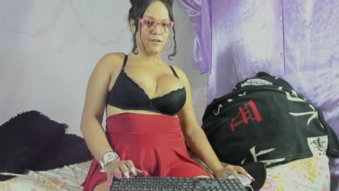 Snapshot of sirena_dirtysexxx chatting on April 2026 10:34:01 PM Sirena Fuentes online show from April 2026 10:34:01 PM