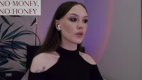 Snapshot of sirenaswhisper chatting on May 2026 08:48:02 PM Goddess Sirena online show from May 2026 08:48:02 PM