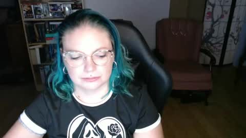 Sirene Serpens online show from January 2025 12:22:02 PM