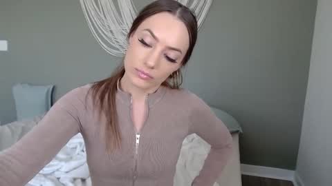 SirenEyes online show from March 2026 07:13:02 PM