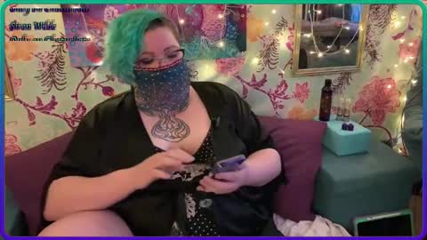 Snapshot of sirenwilde chatting on November 2025 10:26:01 PM Siren Wilde online show from November 2025 10:26:01 PM