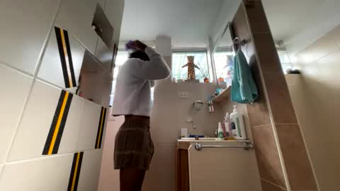 siriss_boyrag online show from February 2026 01:15:01 PM