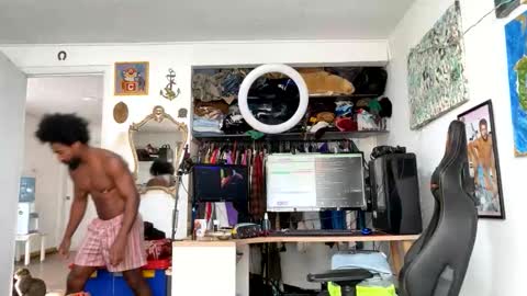 siriss_boyrag online show from April 2026 01:49:01 PM