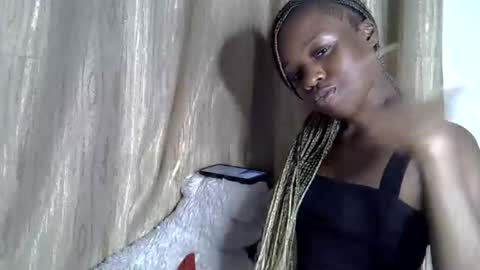 shannie online show from November 2025 12:13:01 AM