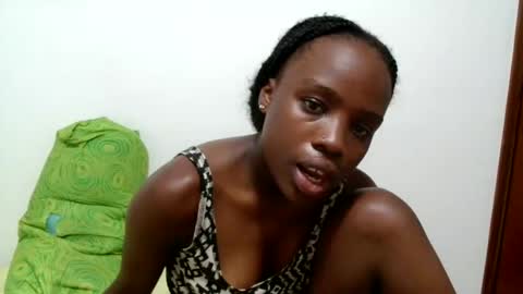 Snapshot of sismile chatting on March 2026 07:46:02 AM shannie online show from March 2026 07:46:02 AM