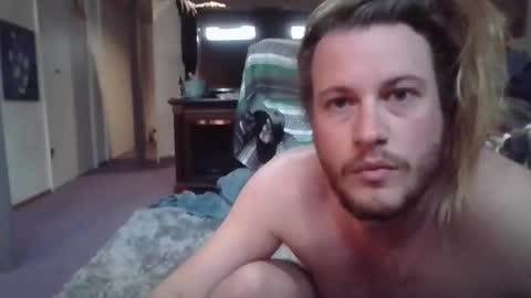 Snapshot of sissyboy031 chatting on April 2026 09:52:01 PM sissyboy031 online show from April 2026 09:52:01 PM