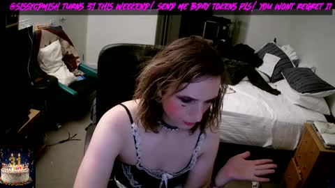 Snapshot of sissycdmish chatting on October 2025 03:11:01 PM SissyCDMish online show from October 2025 03:11:01 PM