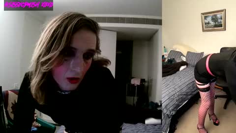 Snapshot of sissycdmish chatting on October 2025 03:14:01 PM SissyCDMish online show from October 2025 03:14:01 PM