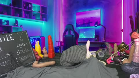 Snapshot of siswet19 chatting on January 2025 02:37:01 PM Elise online show from January 2025 02:37:01 PM