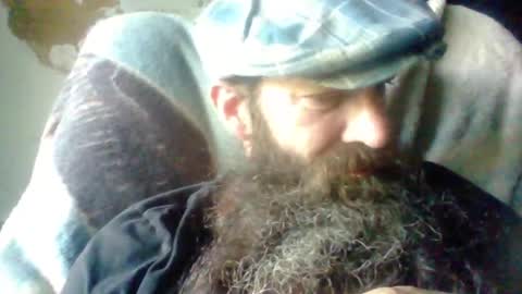 sitonmybeardxxx online show from May 2026 07:19:01 PM