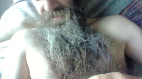 sitonmybeardxxx online show from May 2026 12:55:02 PM