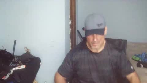 Snapshot of sizzzlenomics chatting on October 2025 01:16:01 AM SIZZZLENOMICS online show from October 2025 01:16:01 AM