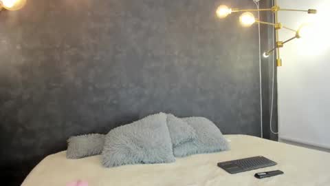 Snapshot of skailyn_angels chatting on December 2025 11:11:01 PM SKAILYN ANGELS online show from December 2025 11:11:01 PM