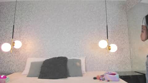 Snapshot of skailyn_angels chatting on February 2026 06:06:02 AM SKAILYN ANGELS online show from February 2026 06:06:02 AM