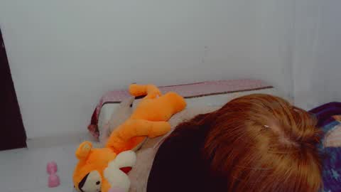 Snapshot of skarlett2072 chatting on October 2025 11:40:01 AM Arlett online show from October 2025 11:40:01 AM