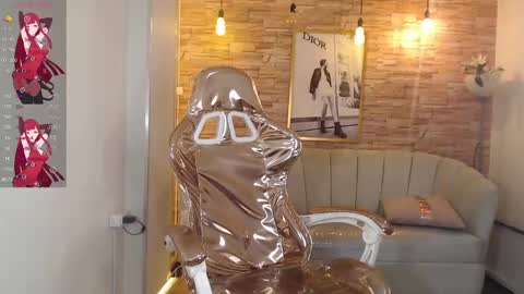 Skarlet online show from January 2025 04:37:01 PM