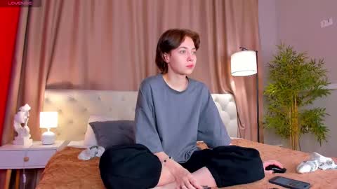 Emily online show from October 2025 01:03:01 AM