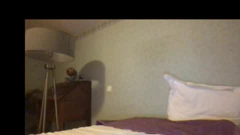 skima48 online show from May 2026 09:49:02 PM