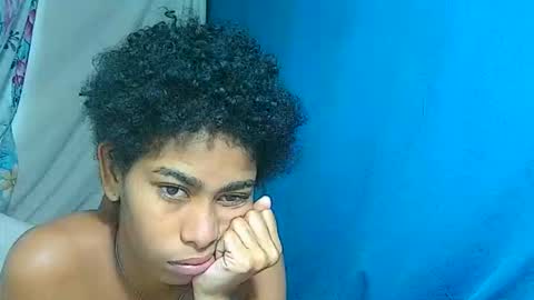 Snapshot of skinny0160 chatting on April 2026 08:20:02 PM skinny0160 online show from April 2026 08:20:02 PM