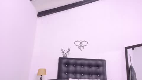 skinny_hottie18 online show from December 2024 01:38:02 PM