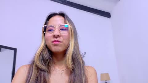 skinny_hottie18 online show from January 2025 01:49:01 PM