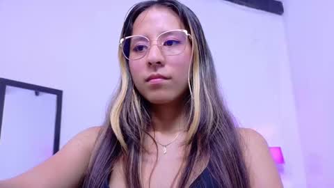 skinny_hottie18 online show from February 2025 01:49:02 PM