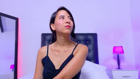 skinny_hottie18 online show from October 2025 01:52:01 PM