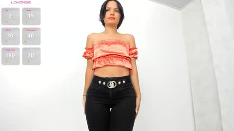 Isabela online show from September 2025 11:48:01 AM